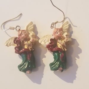 10/$10 Detailed Angel Earrings